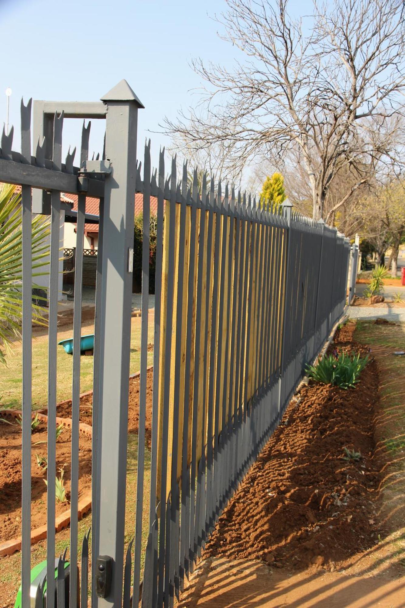 Nini'S Guest Units Hotel Bloemfontein Exterior photo